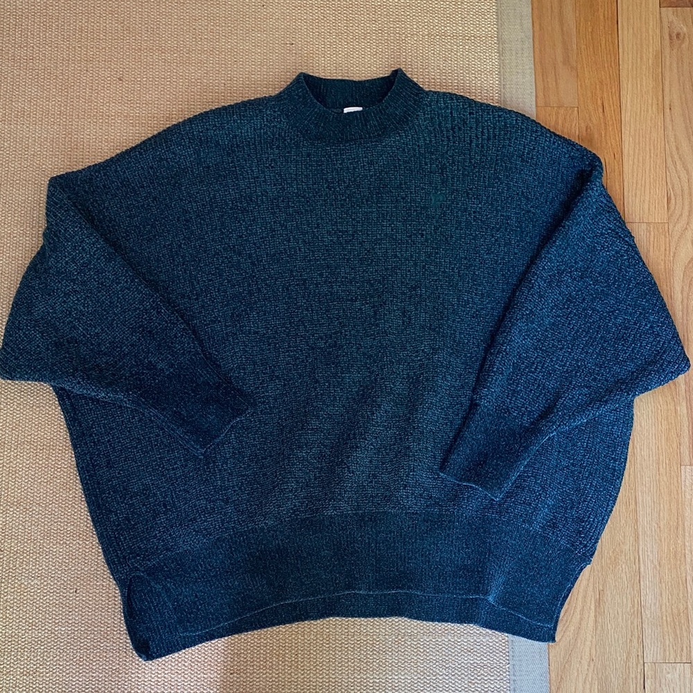 NWT PINK Victoria's Secret Crewneck Oversized Sweater